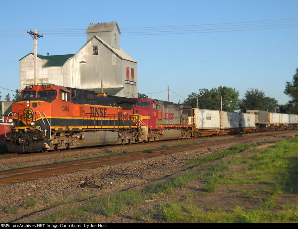 BNSF 1094 East